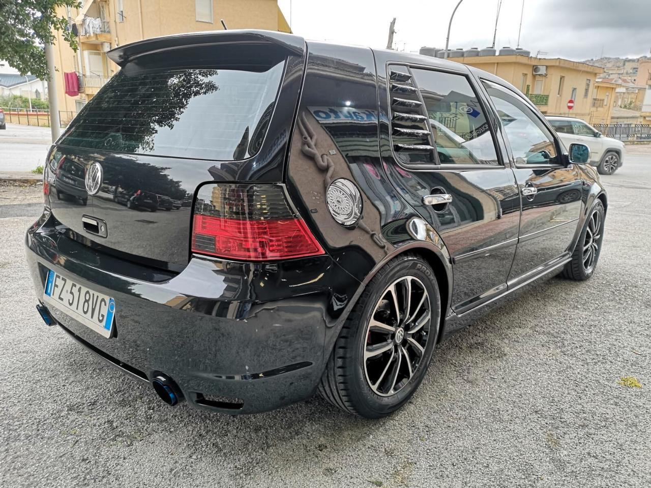 VOLKSWAGEN Golf 1.9 TDI 130 CV 5p.