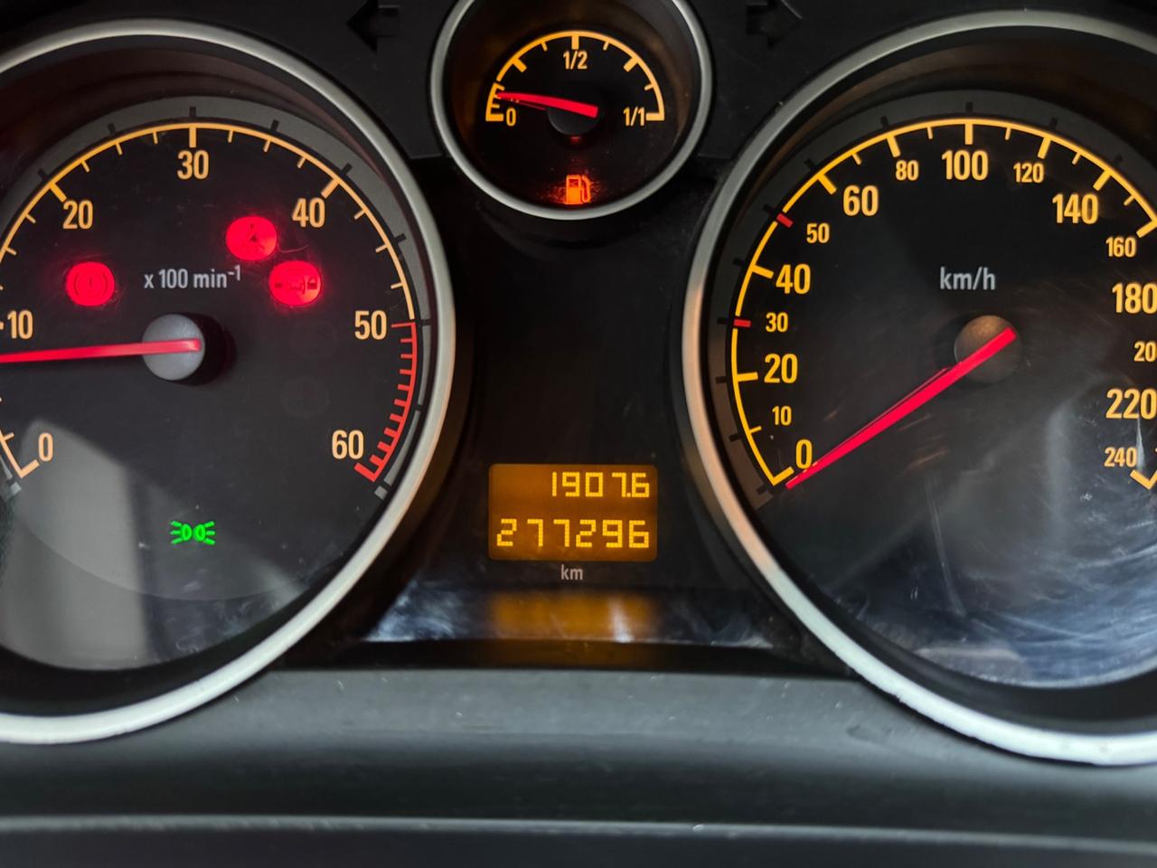 Opel Zafira 1.9 CDTI 7POSIT 120CV ADATTA NEOPATENTATI