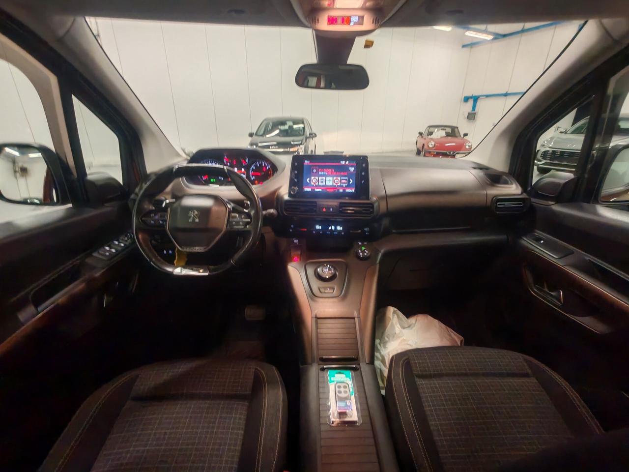 Peugeot Rifter BlueHDi 130 S&S EAT8 GT Line Long