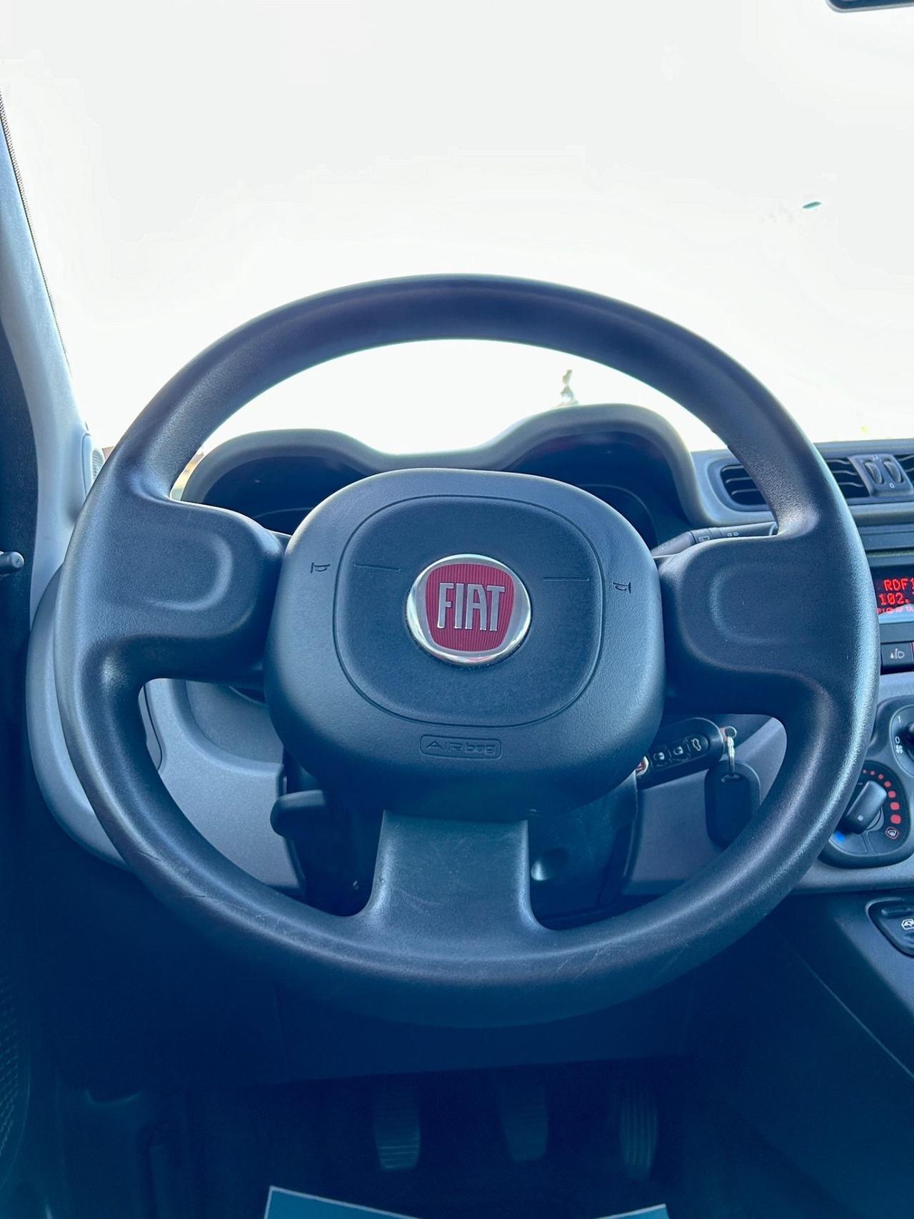 Fiat Panda 0.9 TwinAir Turbo Natural Power Lounge - ok neopatentati