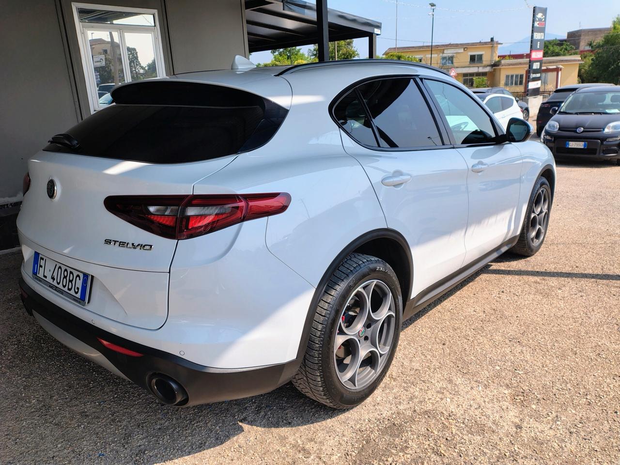 Alfa Romeo Stelvio 2.2 Turbodiesel 210 CV AT8 Q4 Super