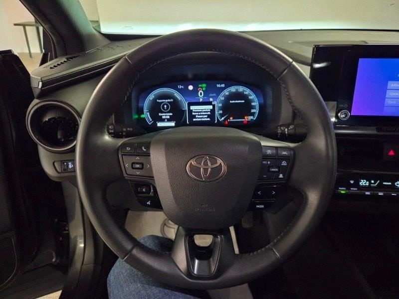 Toyota C-HR (2023-) 1.8 HV Active