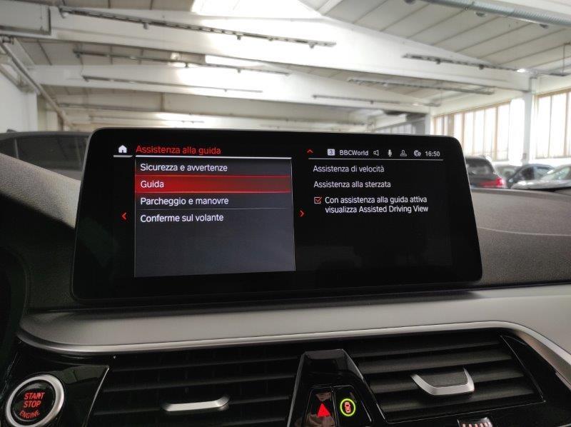BMW Serie 5(G30/31/F90) - 520d 48V Business