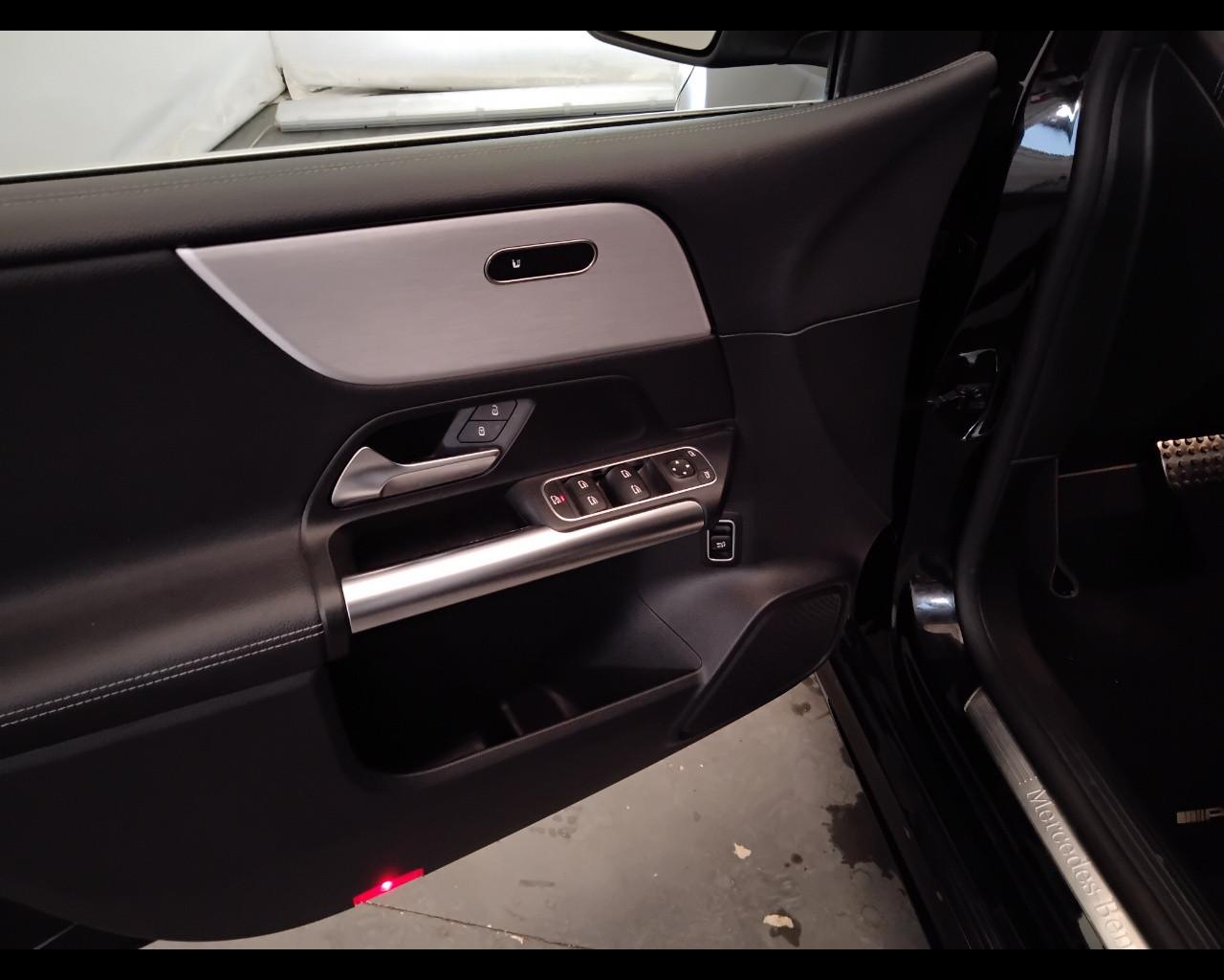 Mercedes-Benz Classe B - W247 2018 - B 180 Premium auto