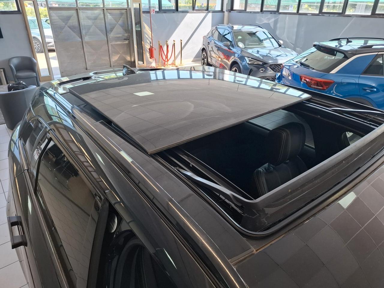 Land Rover Range Velar R-Dynamic S Diesel Auto *TETTO APRIBILE*