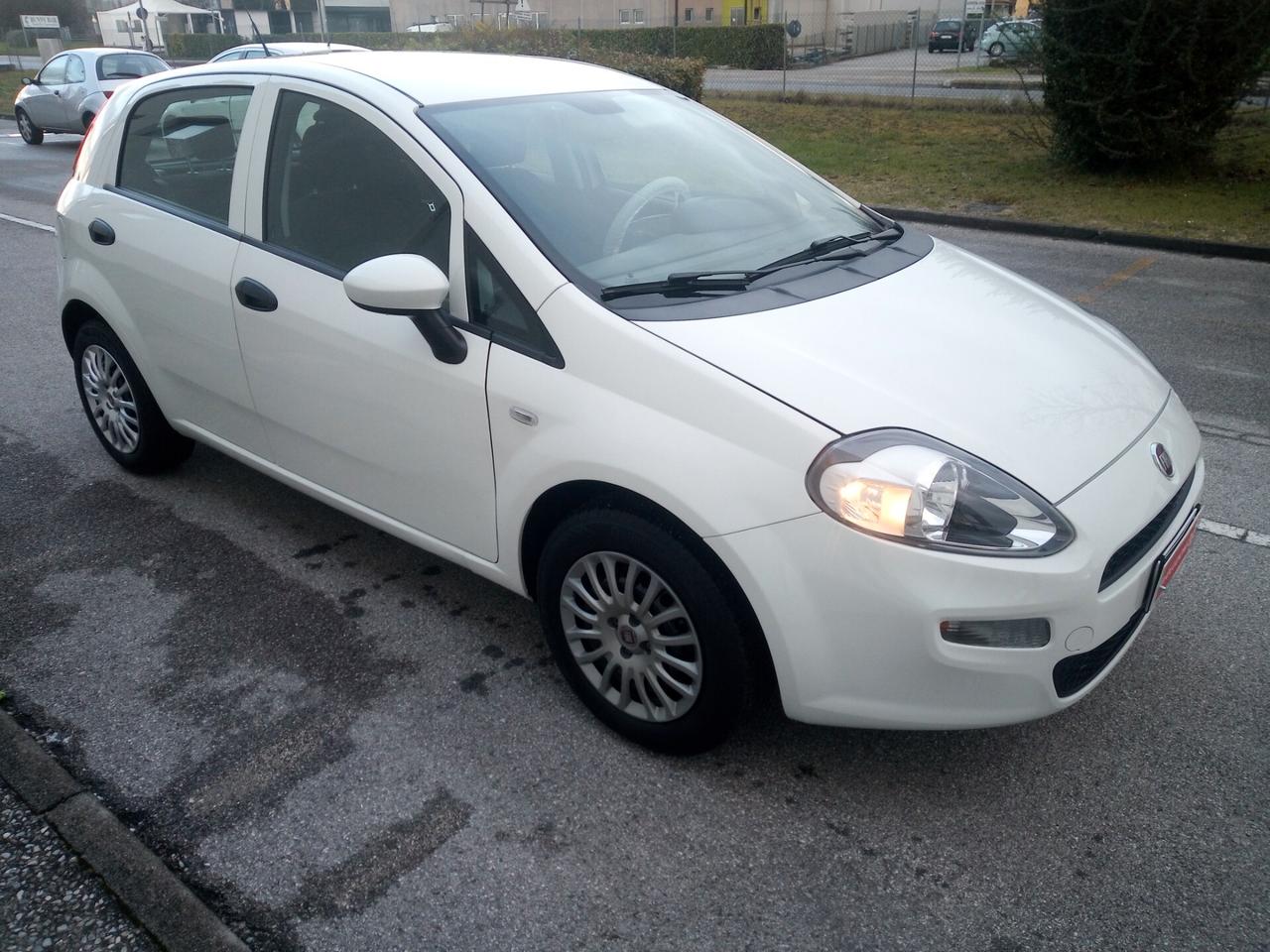 FIAT GRANDE PUNTO 1,2 BENZINA