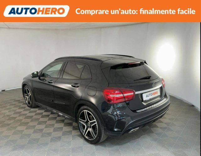 MERCEDES-BENZ GLA 180 d Automatic Premium