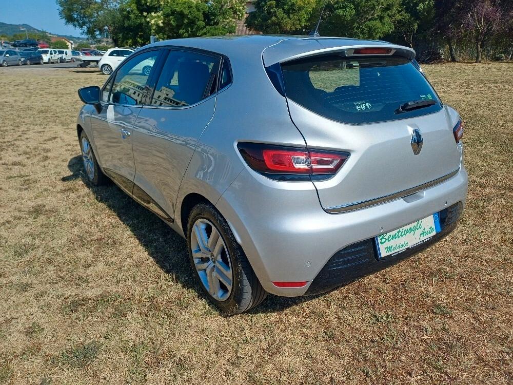 Renault Clio dCi 8V 75 CV 5 porte Moschino Zen