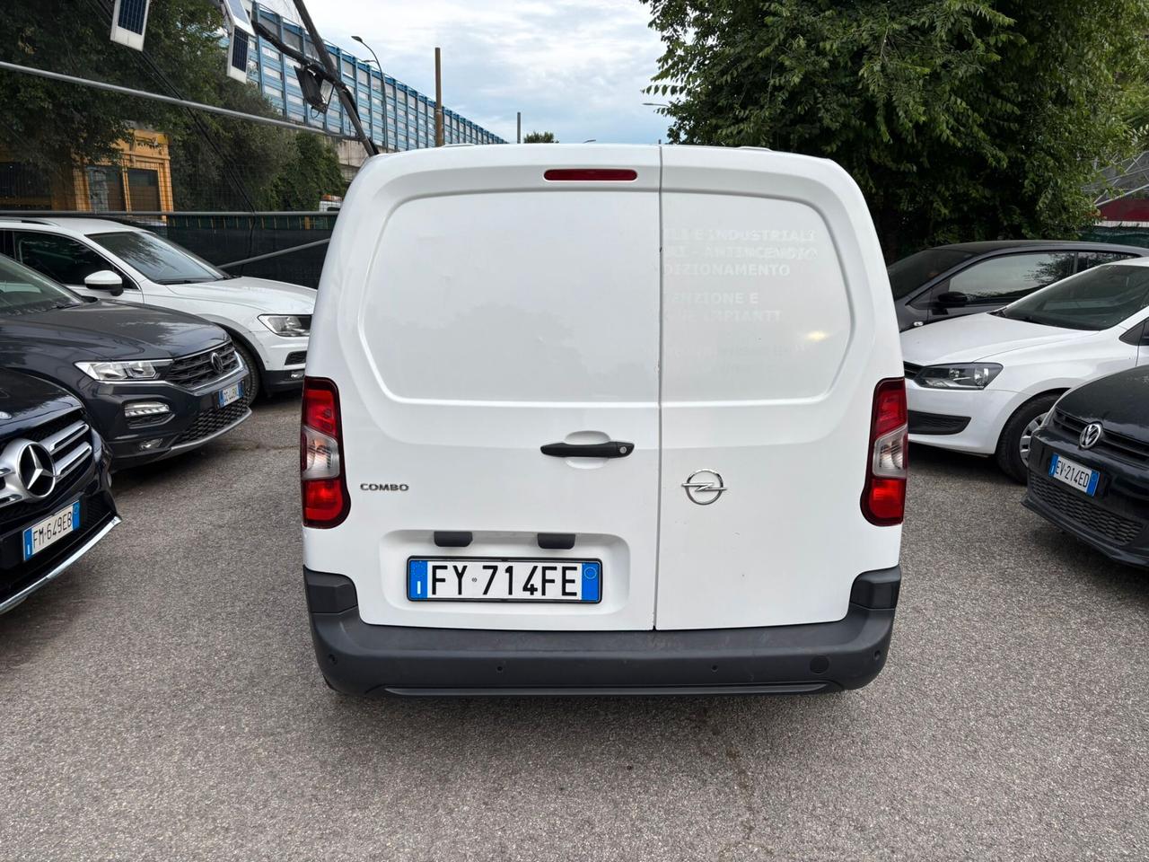 Opel Combo Cargo 1.6 Diesel PC 650kg