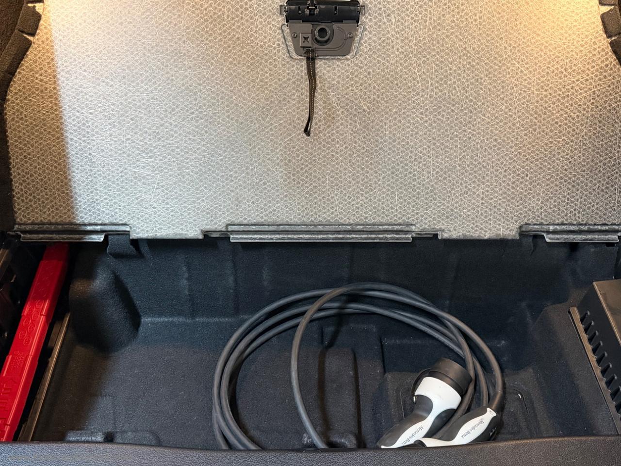 MERCEDES-BENZ GLC 300 de 4M Plug-in hyb. Coupé Sport PELLE - FARI LED FULL!!