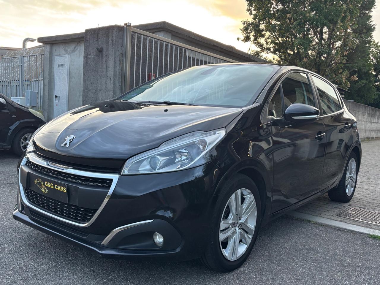 Peugeot 208 PureTech 82 5 porte Allure