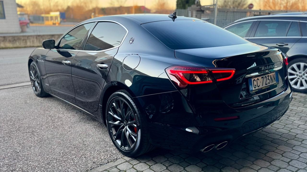 Maserati Ghibli 3.0 V6 350 CV GRANSPPRT 16.000 KM TETTO