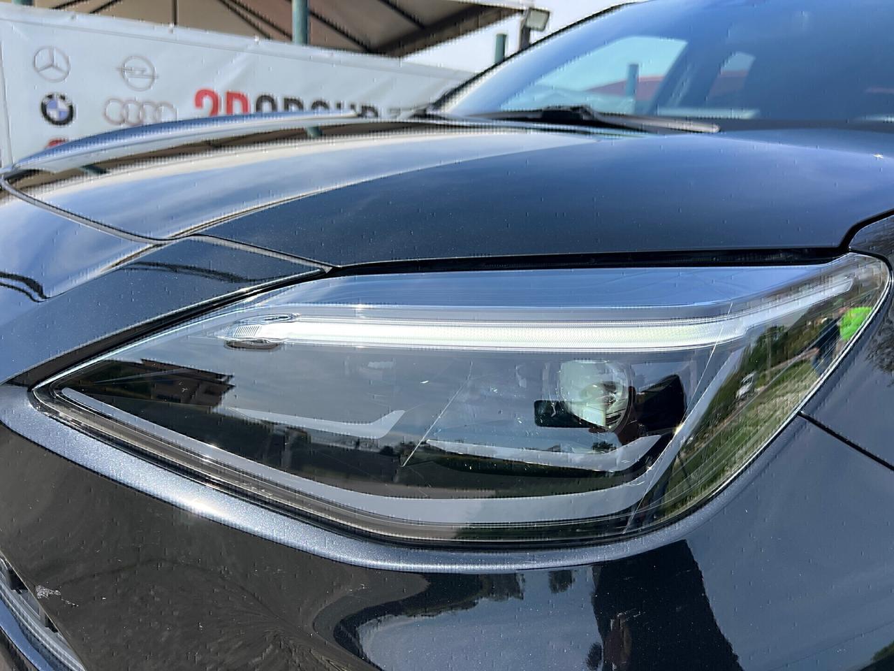 Toyota Yaris Cross 1.5Hybrid E-CVT AWD-2022