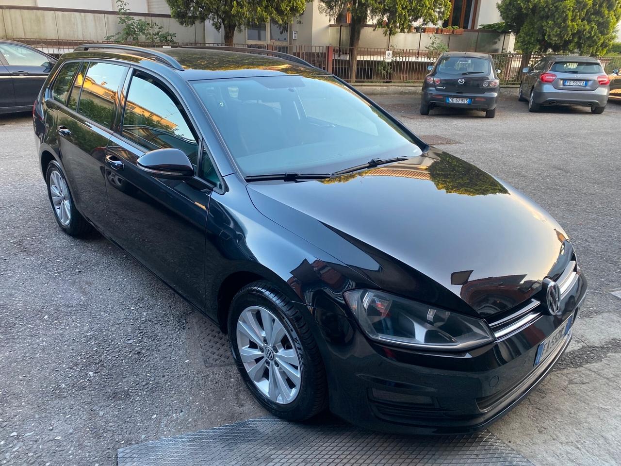 Volkswagen Golf Variant 1.6 TDI 110 CV Comfortline BlueMotion Tech.