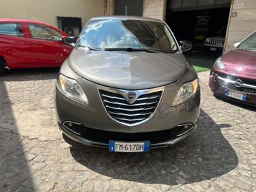 Lancia Ypsilon 1.3 MJT 16V 95 CV 5 porte S&S Silver