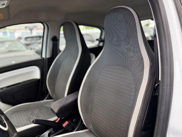 RENAULT Twingo 1.0 Intens