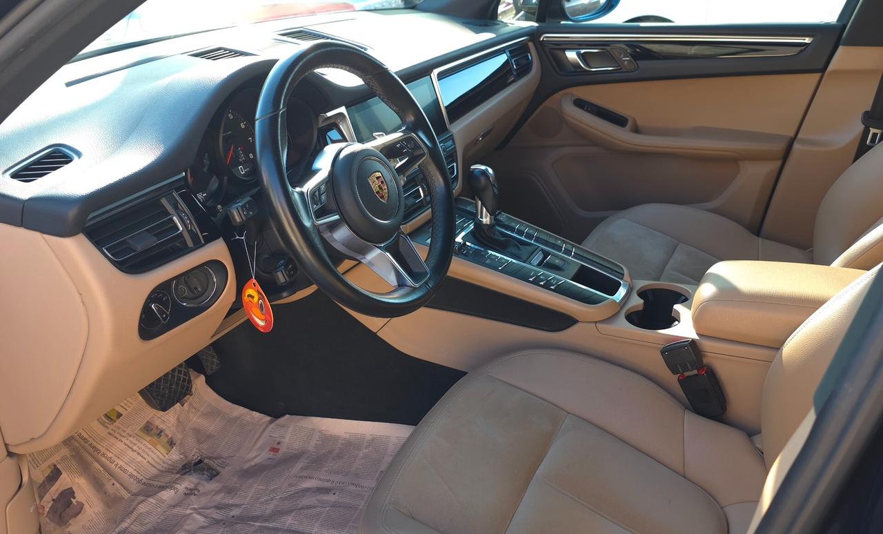 Porsche Macan 2.0 bz 245cv UFFICIALE ITALIANA