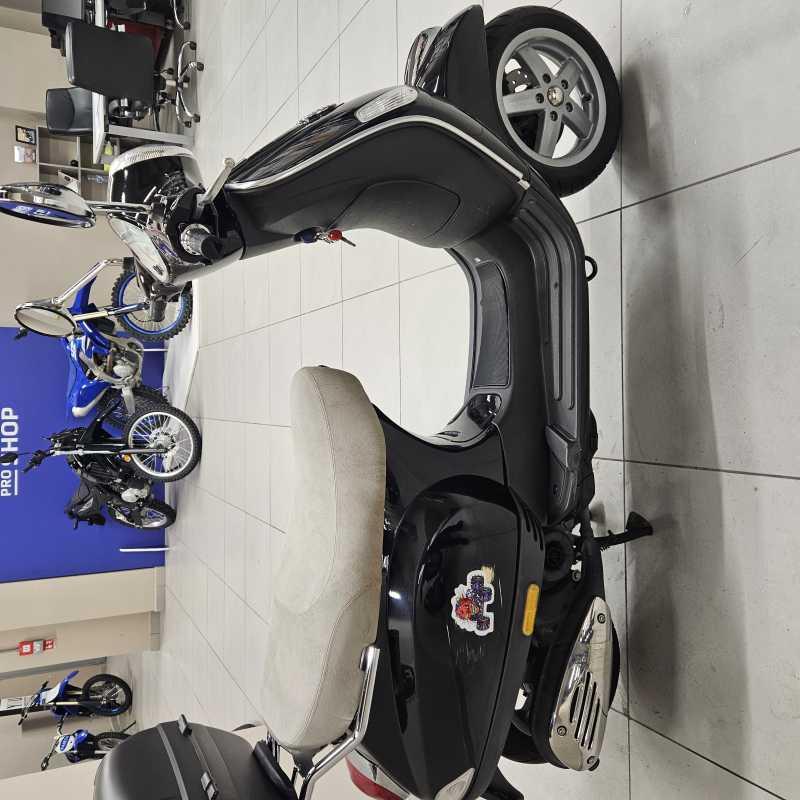 Vespa LX 50 4T - 2012