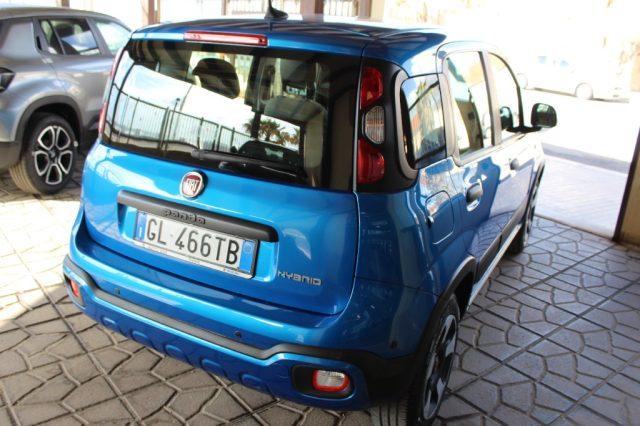 FIAT Panda 1.0 FireFly S&S Hybrid CROSS