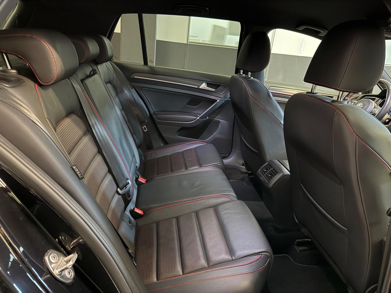 Volkswagen Golf GTI Performance FULL PELLE DYNAUDIO