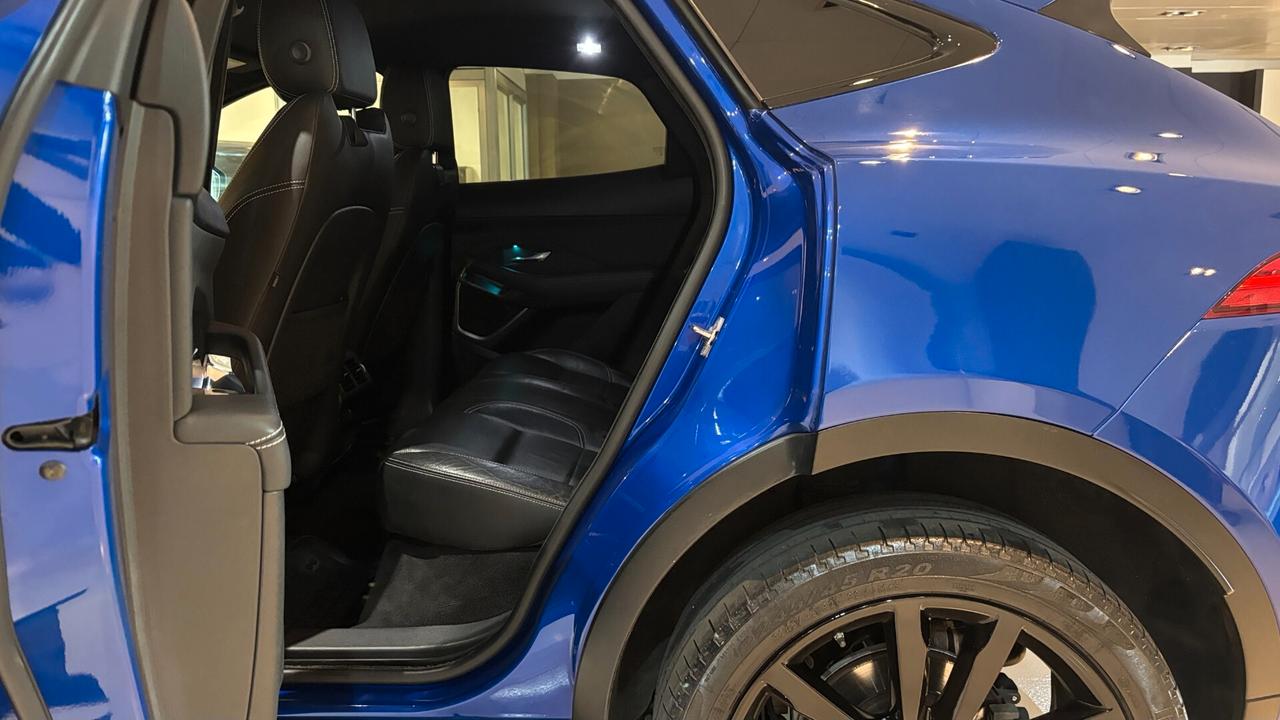 JAGUAR E-PACE 2.0 d150 AWD 150CV R-DESIGN - 2018