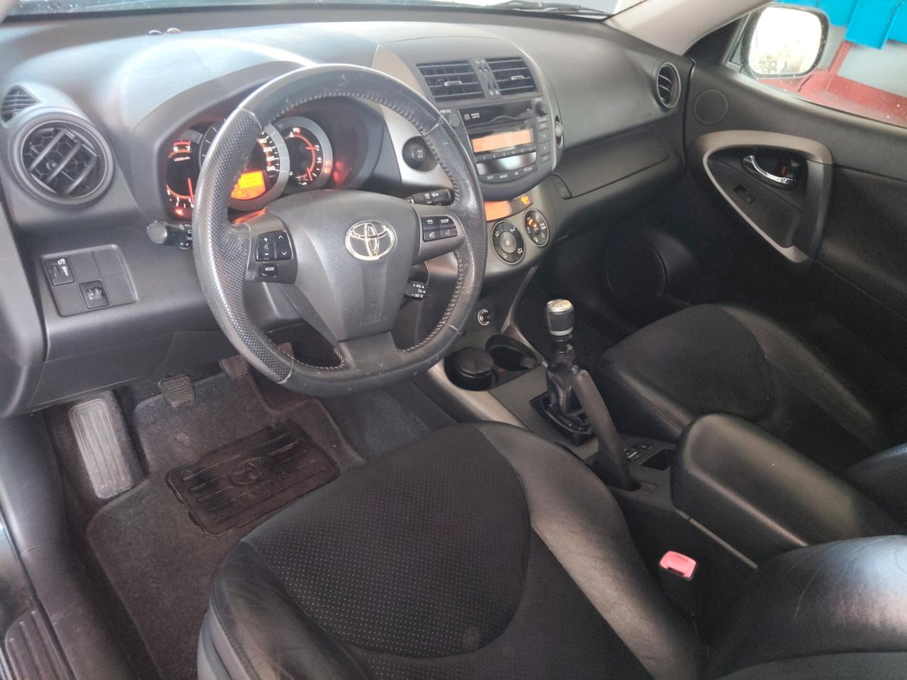 Toyota RAV 4 RAV4 2.2 D-4D 150 CV DPF Exclusive