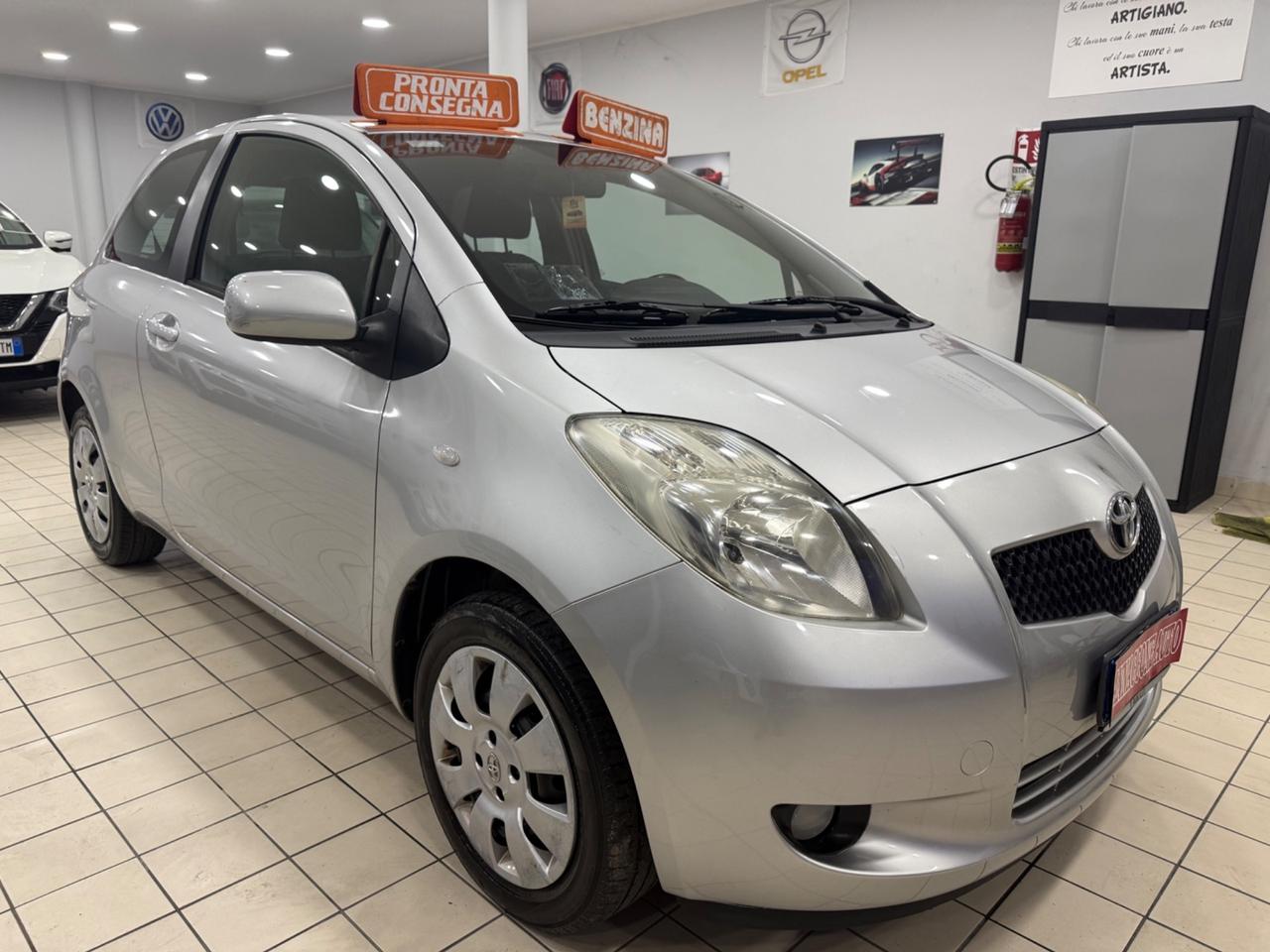 Toyota Yaris 1.0 benzina 140 mila km