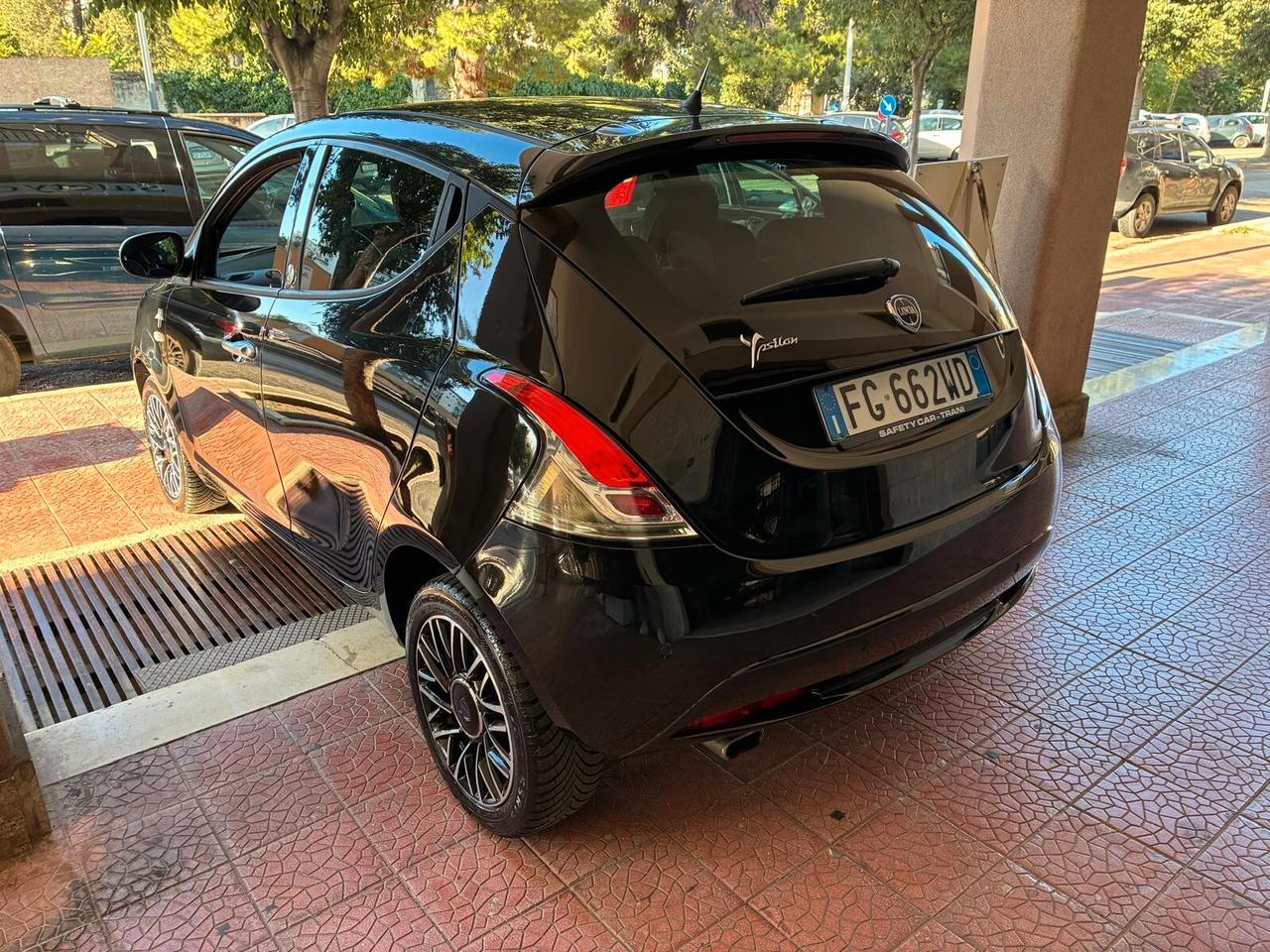 Lancia Ypsilon 1.2 GPL 5 porte-2017