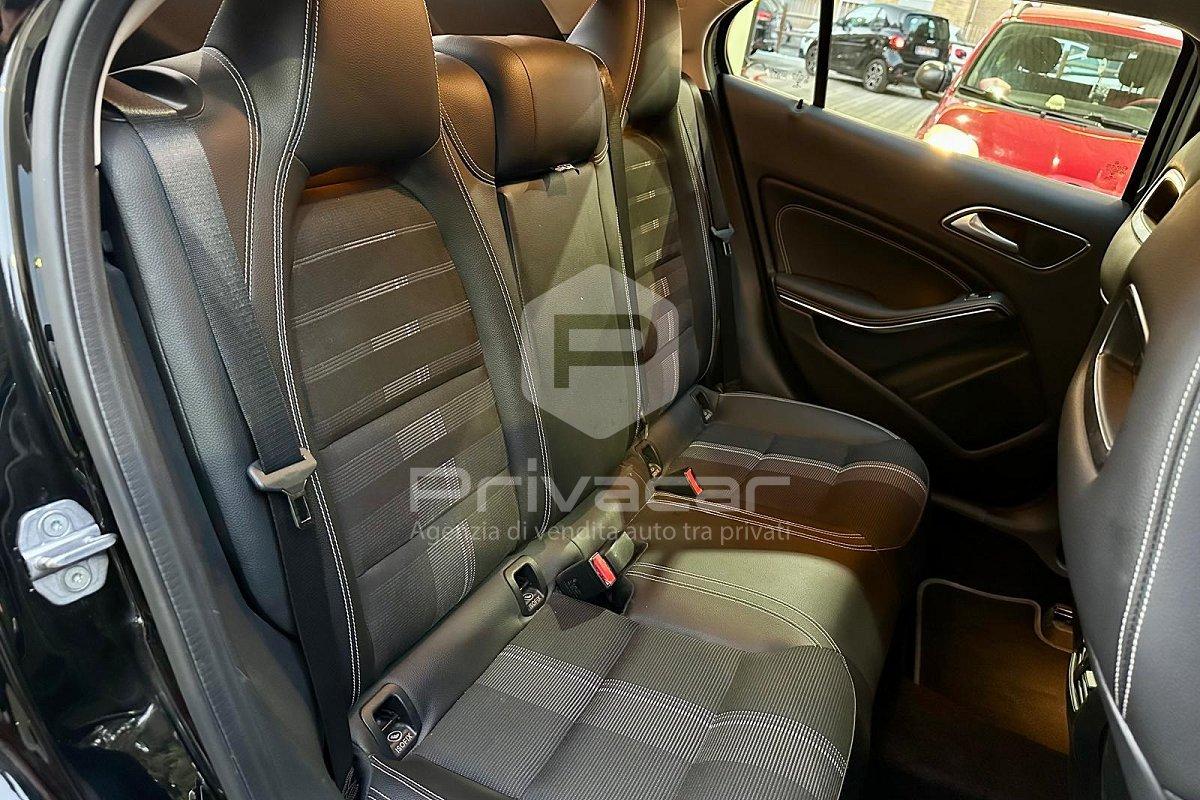 MERCEDES GLA 200 d Automatic Sport