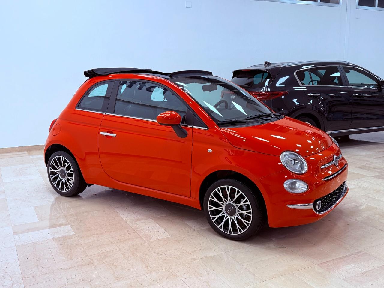 Fiat 500C 1.0 hybrid Dolcevita 70cv KMZERO