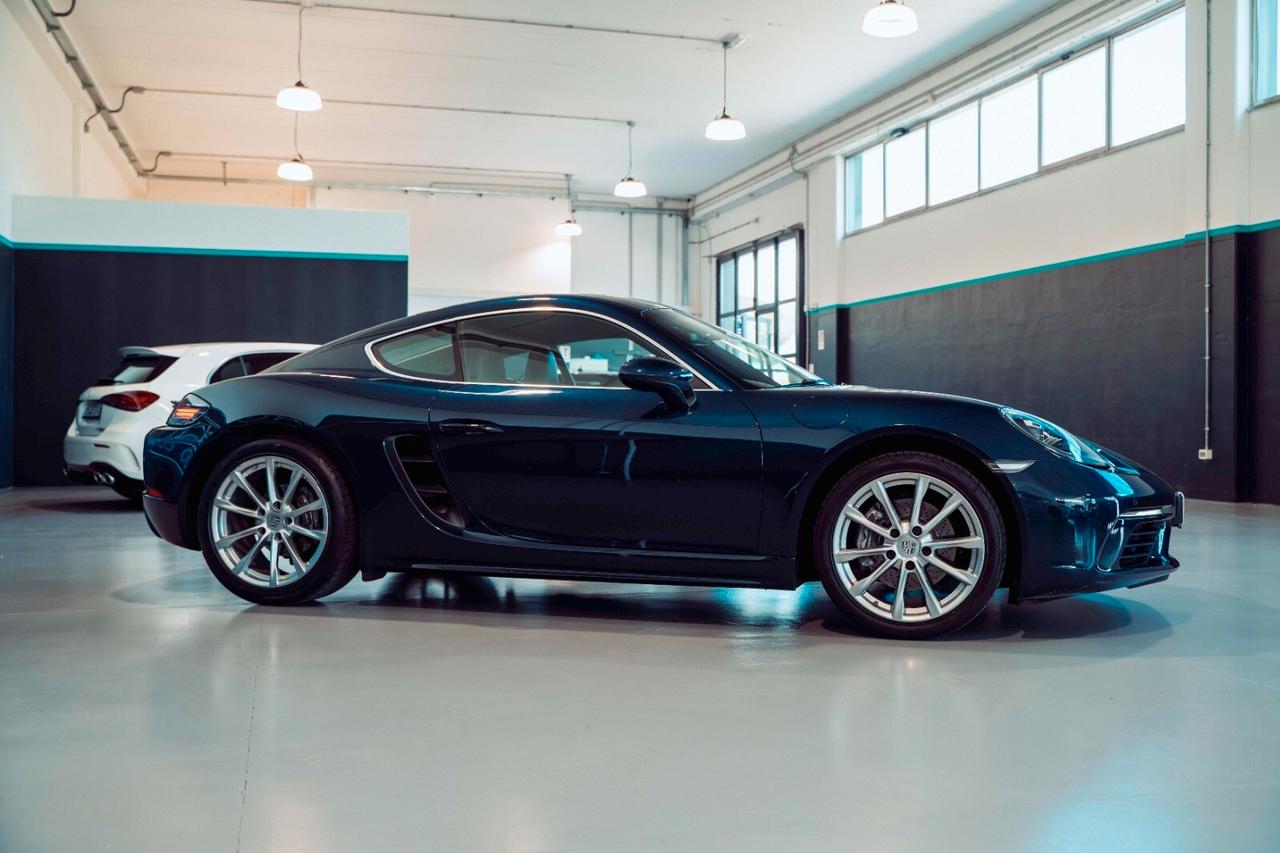 Porsche Cayman 718