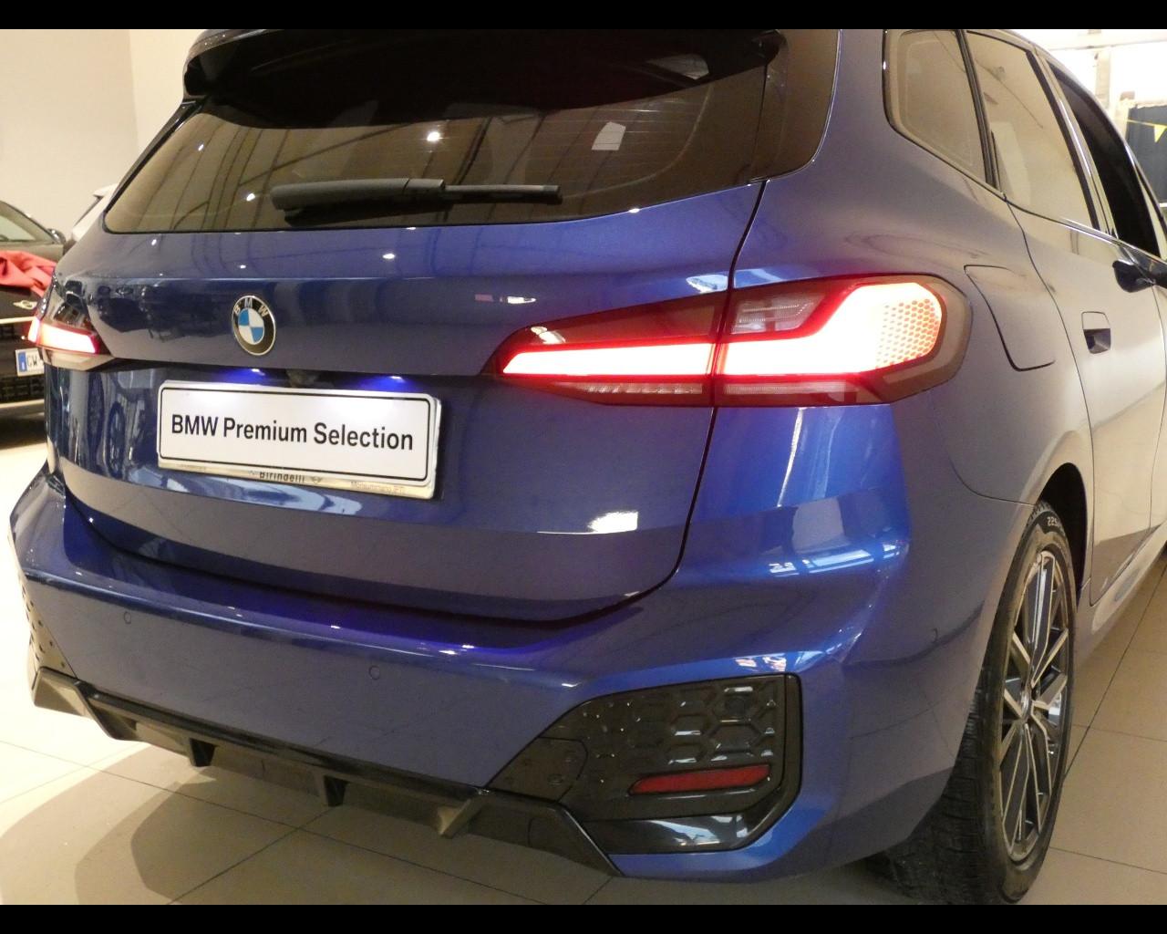 BMW Serie 2 A.T. (U06) - 220i 48V Active Tourer Msport