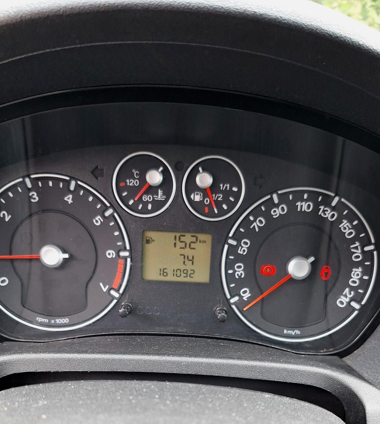 Ford Fiesta 1.2 benzina - 5 Porte - Meccanicamente Perfetta