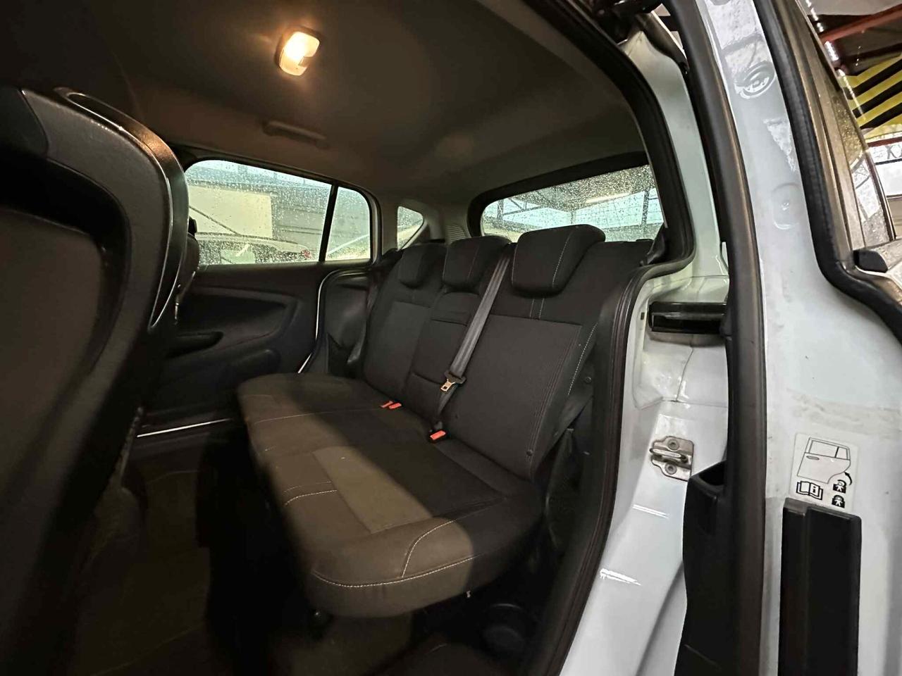 Ford B-Max 1.5 TDCi 75 CV Business Titanium