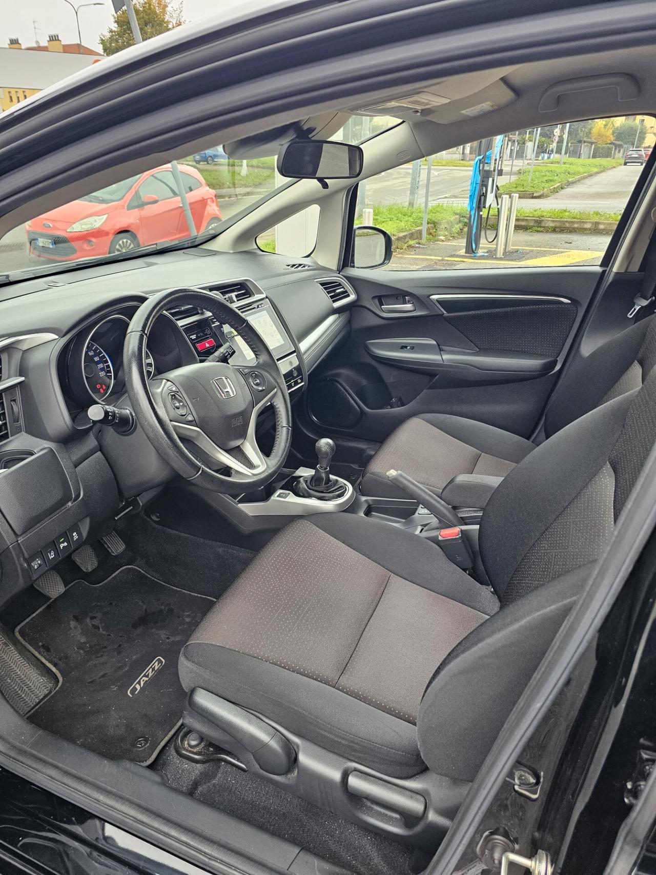 Honda Jazz 1.3 Elegance Navi ADAS
