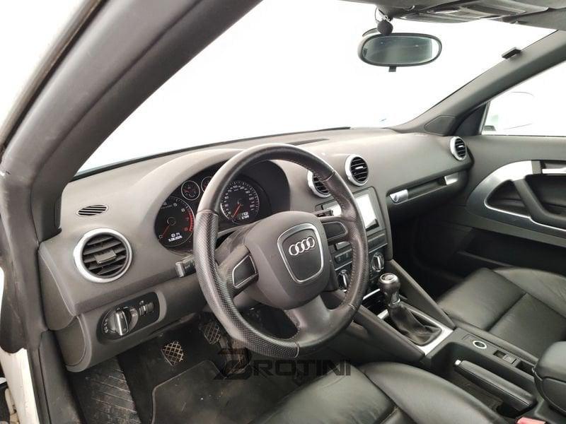 Audi A3 A3 Cabrio 1.2 tfsi Ambition 105cv