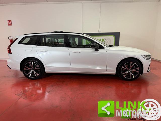 VOLVO V60 B4 (d) aut Ultimate Dark IVA ESP. GARANZIA 24