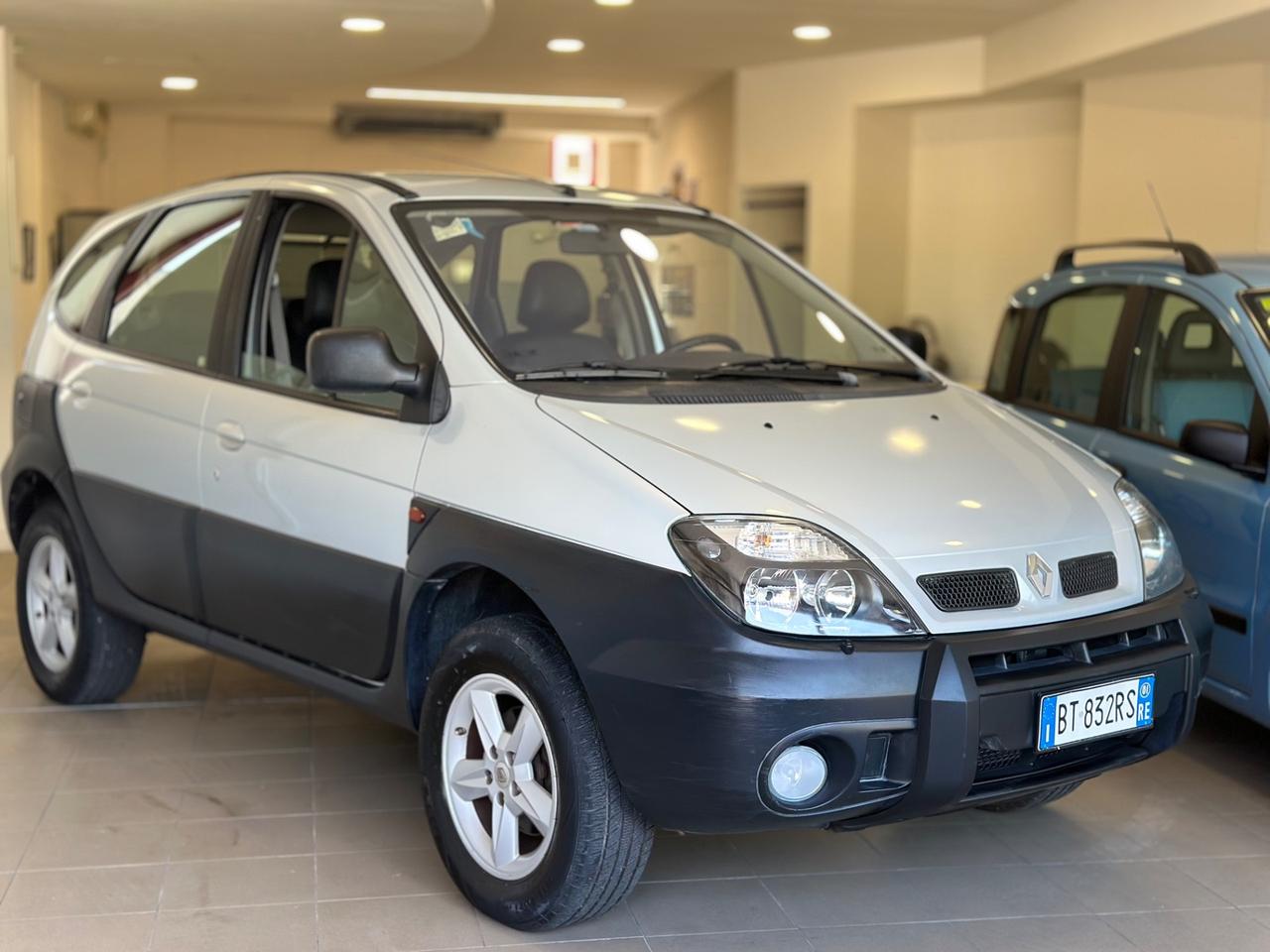 Renault Megane Scénic Evol. 1.9 dCi cat RX4 Salomon