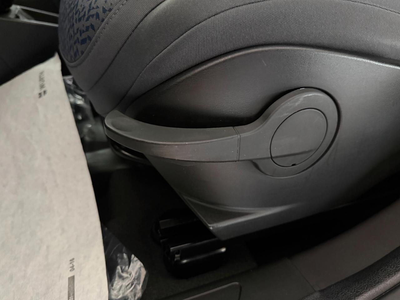 Lancia Ypsilon 1.0 FIREFLY 70 cv. Hybrid SILVER