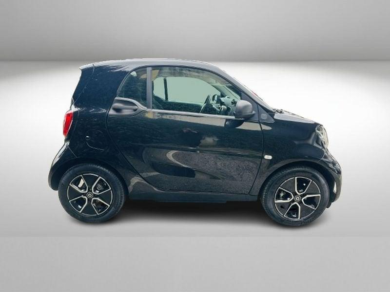 smart fortwo EQ Passion
