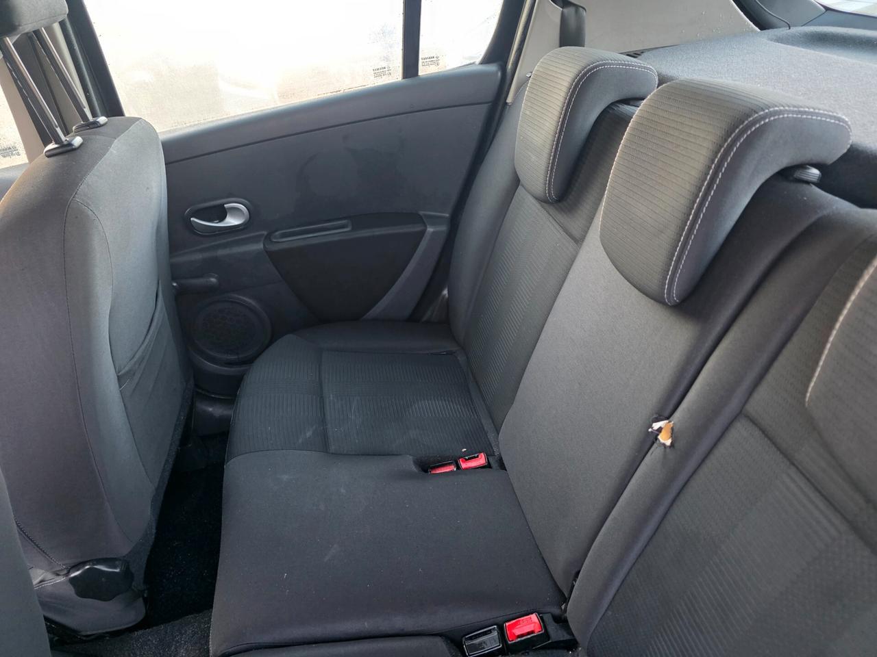 Renault Clio 1.2 16V 5 porte GPL Dynamique