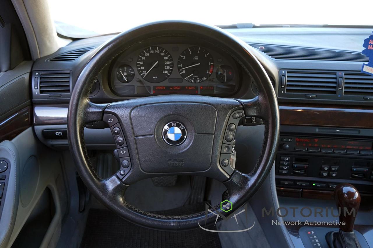 BMW 740 iL E38 V8 286CV LUNGA - 1994 - ISCRITTA ASI