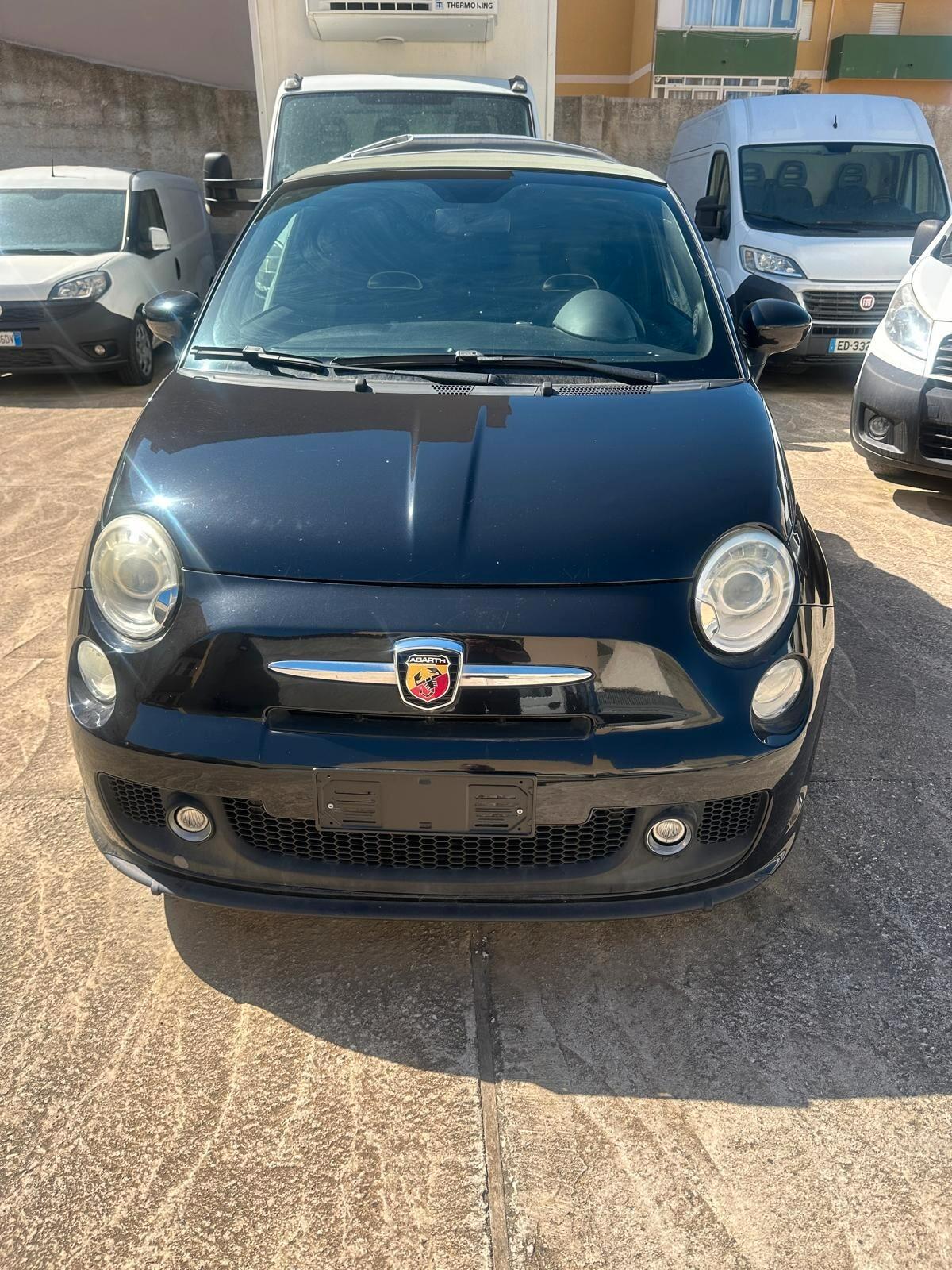 Abarth 500 C 1.4 Turbo T-Jet Custom