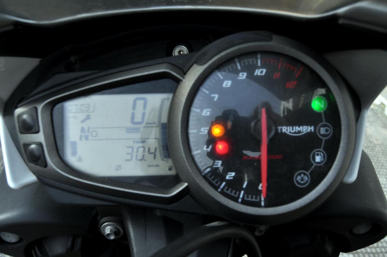 Triumph Speed Triple R 1050