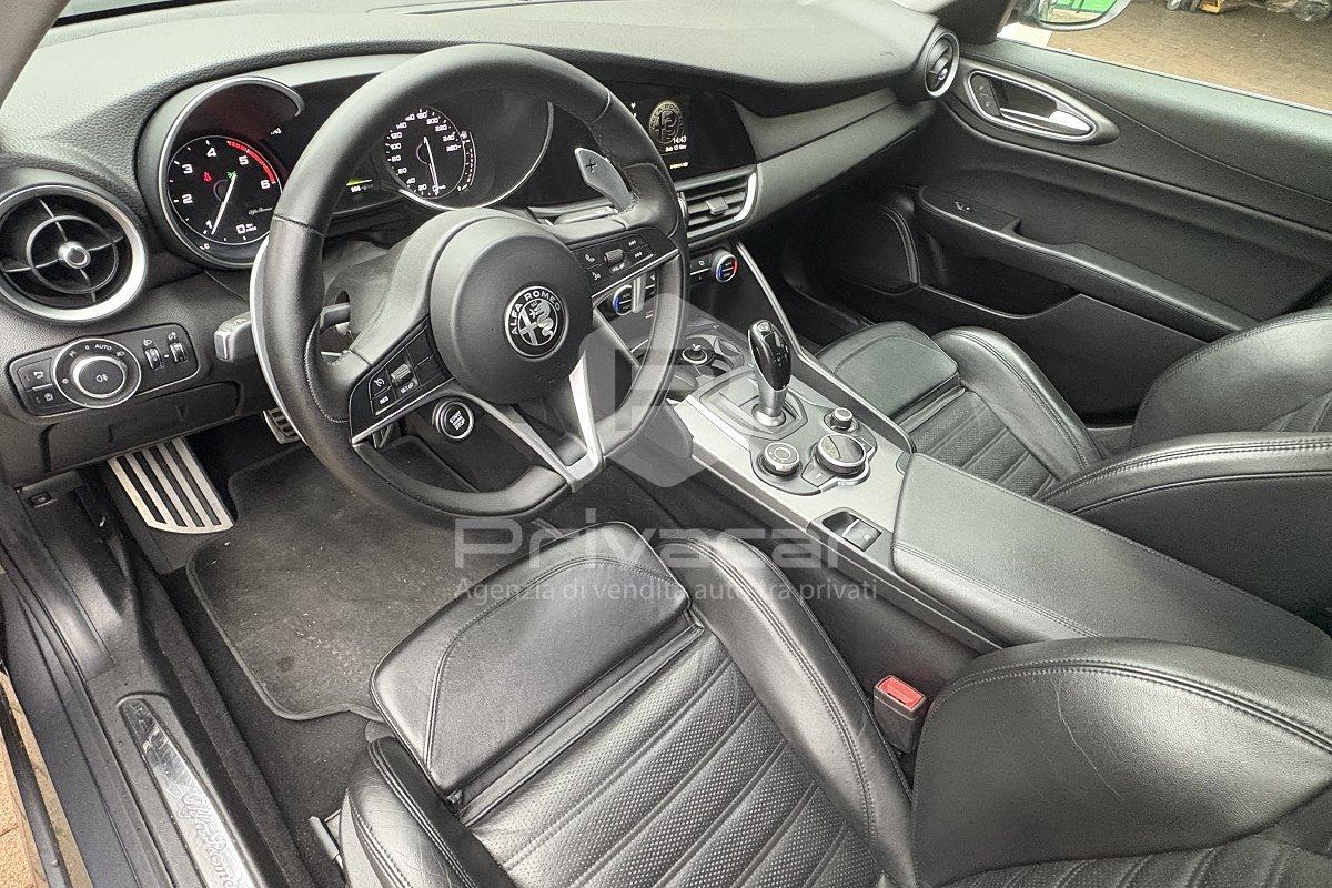ALFA ROMEO Giulia 2.2 Turbodiesel 210 CV AT8 AWD Q4 Veloce