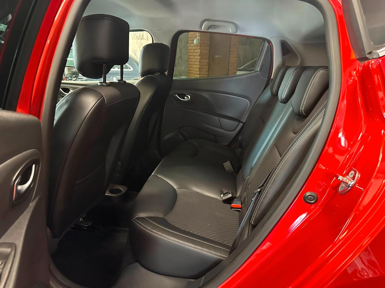 Renault Clio dCi 8V 90 CV 5 porte Moschino Intens