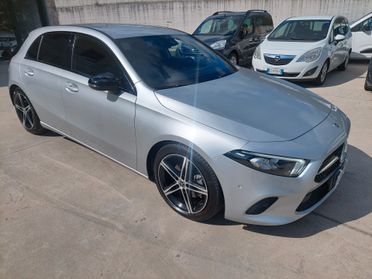 Mercedes-benz A 180 d Automatic night edition
