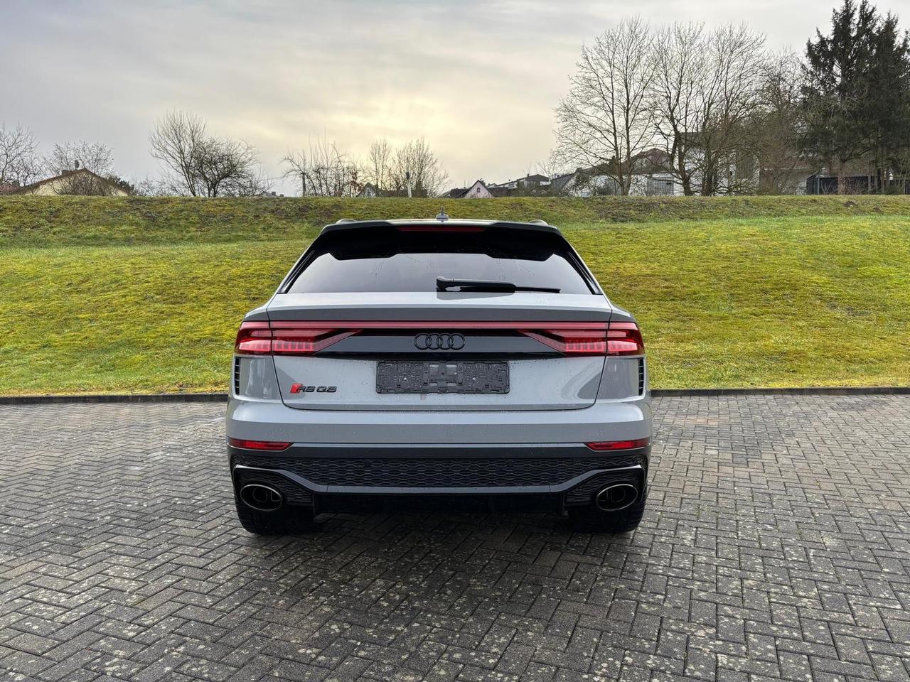 Audi RSQ8 4.0 quattro - possibilità noleggio no scoring