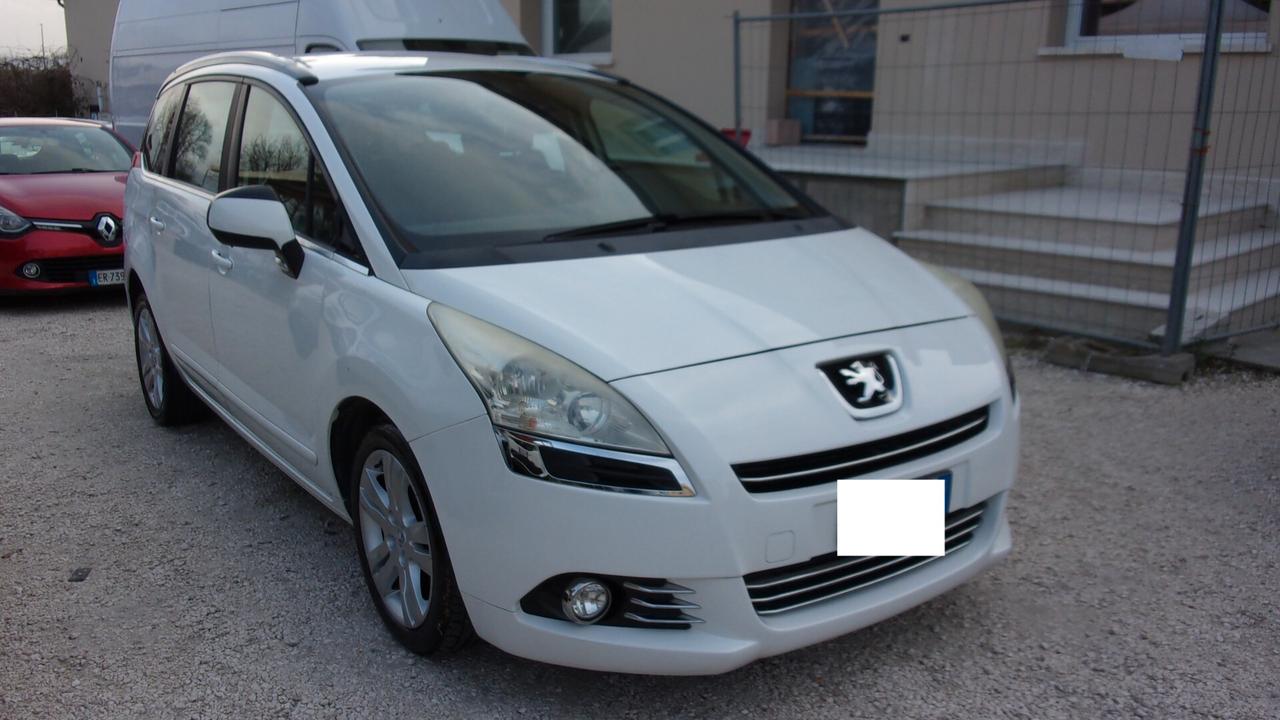 Peugeot 5008 1.6 THP 156CV Allure