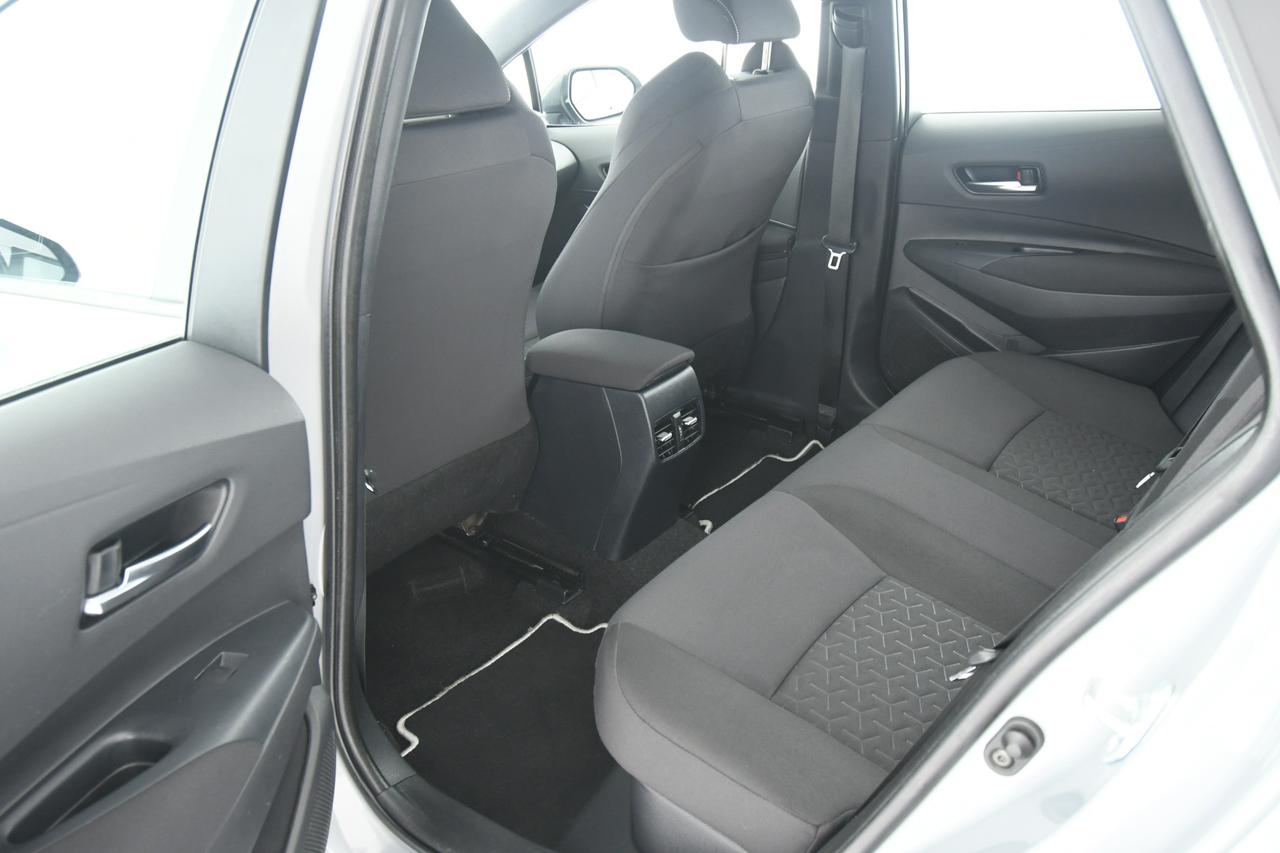 TOYOTA Corolla Touring Sports 1.8h Business Tech cvt ACC+CAMERA+LED